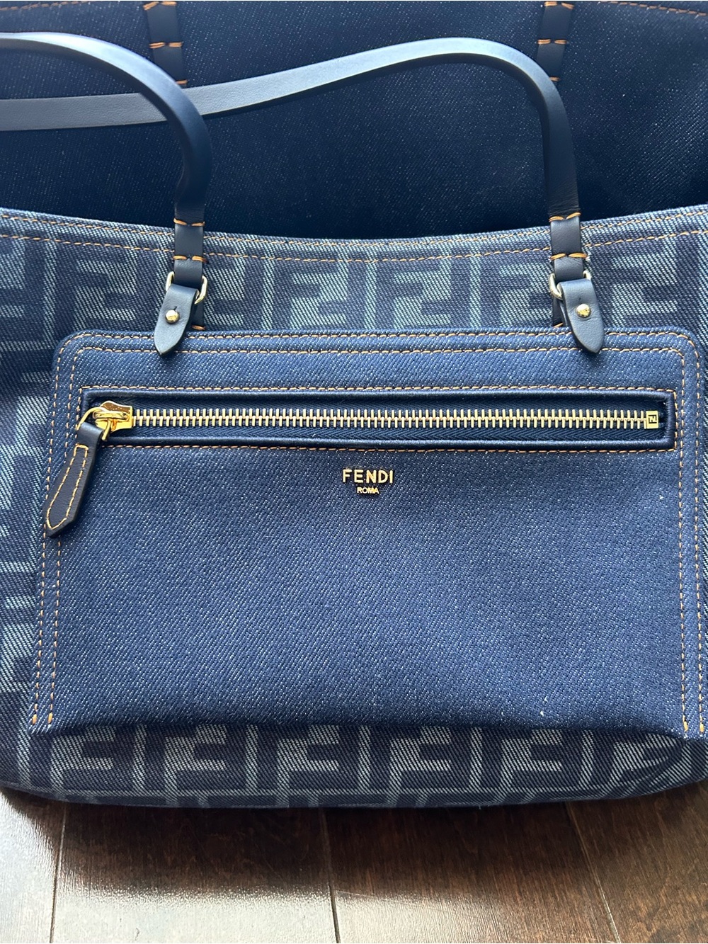 FENDI FF Jacquard Canvas Reversible Tote - New with Tags - Picture 9 of 11